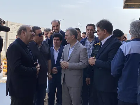 احداث نیروگاه خورشیدی در کارخانه سیمان آذرآبادگان خوی